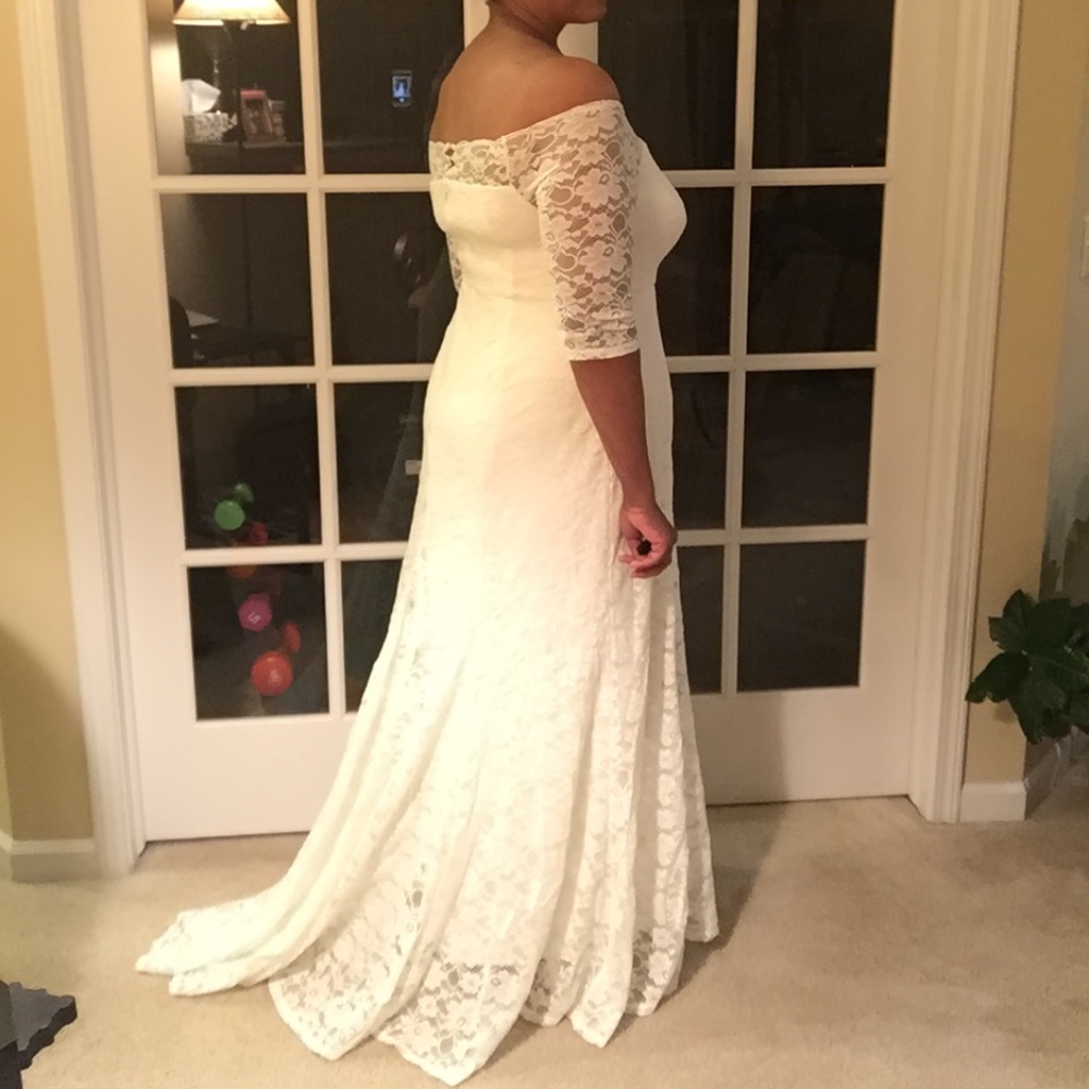 TORRID LACE OFF SHOULDER FIT & FLARE WEDDING DRESS - Picture 3 of 15